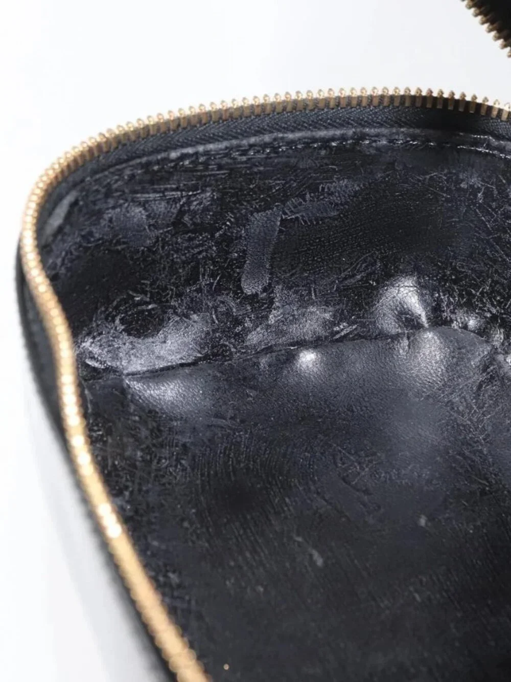 GUCCI Bamboo Vanity Patent Leather Black Gold 032 1705 0151 Auth
